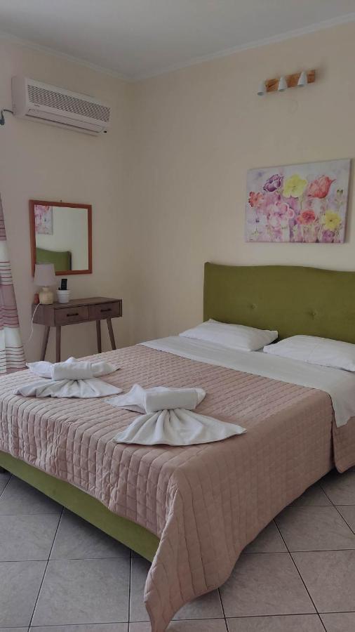 Evia Dream Family Apartments 艾迪普索斯 外观 照片
