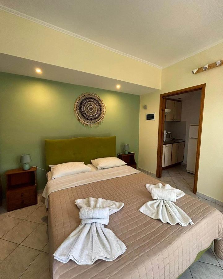 Evia Dream Family Apartments 艾迪普索斯 外观 照片